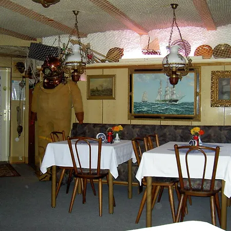Hotel-Pension Seeblick-3